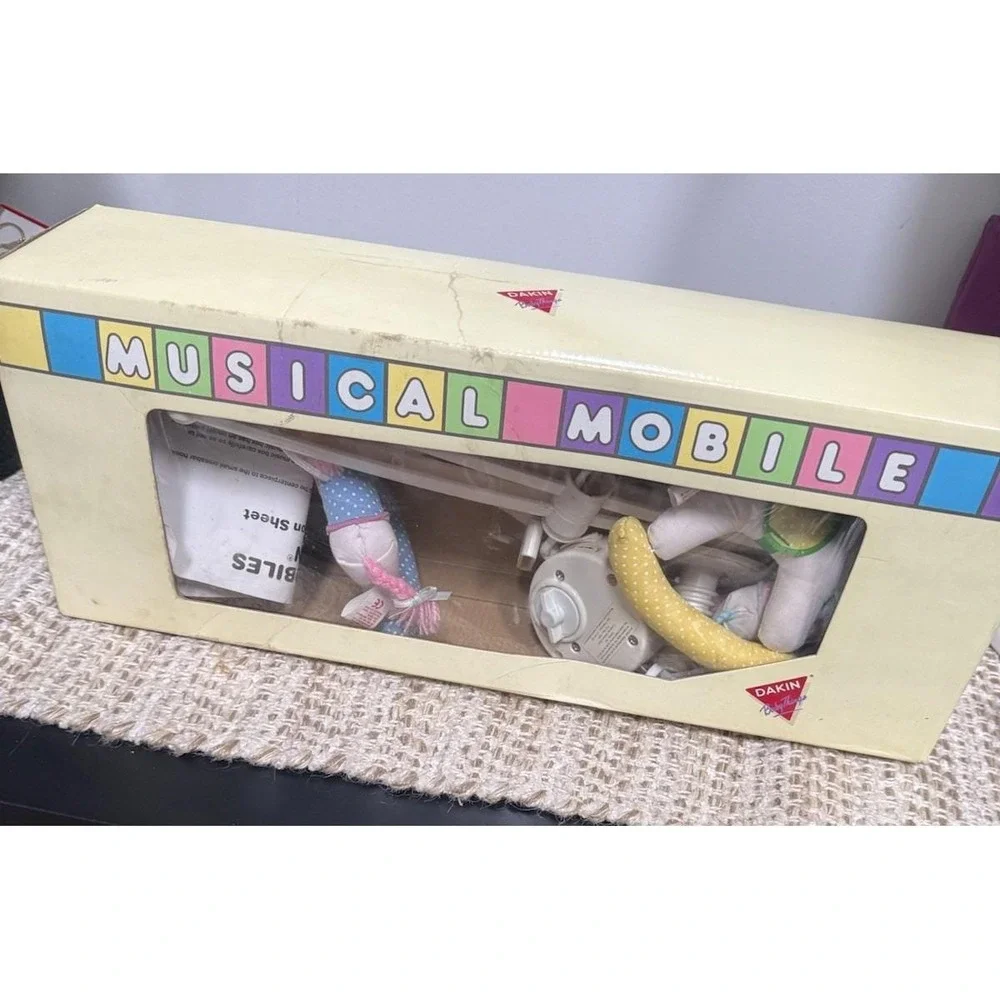 VTG 1987 Dakin Musical Baby Mobile Pretty Horses For Crib Plays 